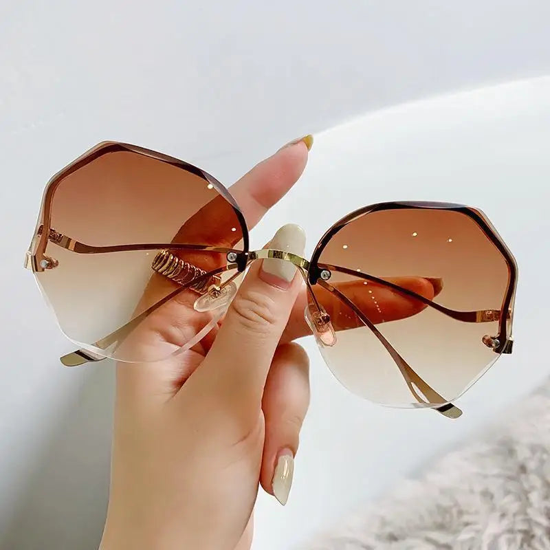 Rimless Luxury Sunglasses Metal Female Vintage Ladies Stylish Design Oversized Square Sun Glasses UV400
