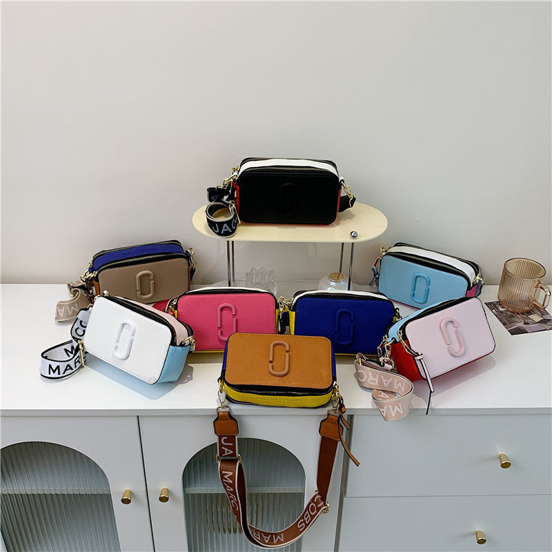 New & Bold Fashionable Wide Shoulder Strap Crossbody Small Bag Fashionable All-match Small Square Bag
