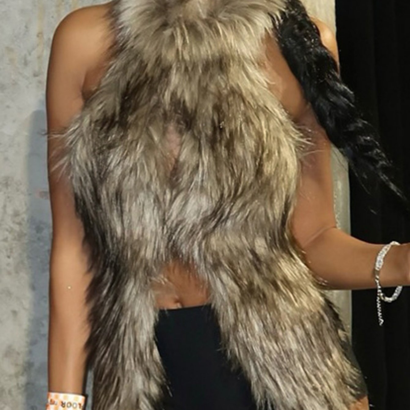 🔥 Sexy Tribal Fur Vest Jacket – Women’s Statement Crop Top 💋