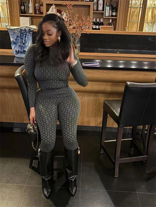 Watch My Walk Slim Women’s Two-Piece Set – Shirt Top & Legging Pants 💃✨