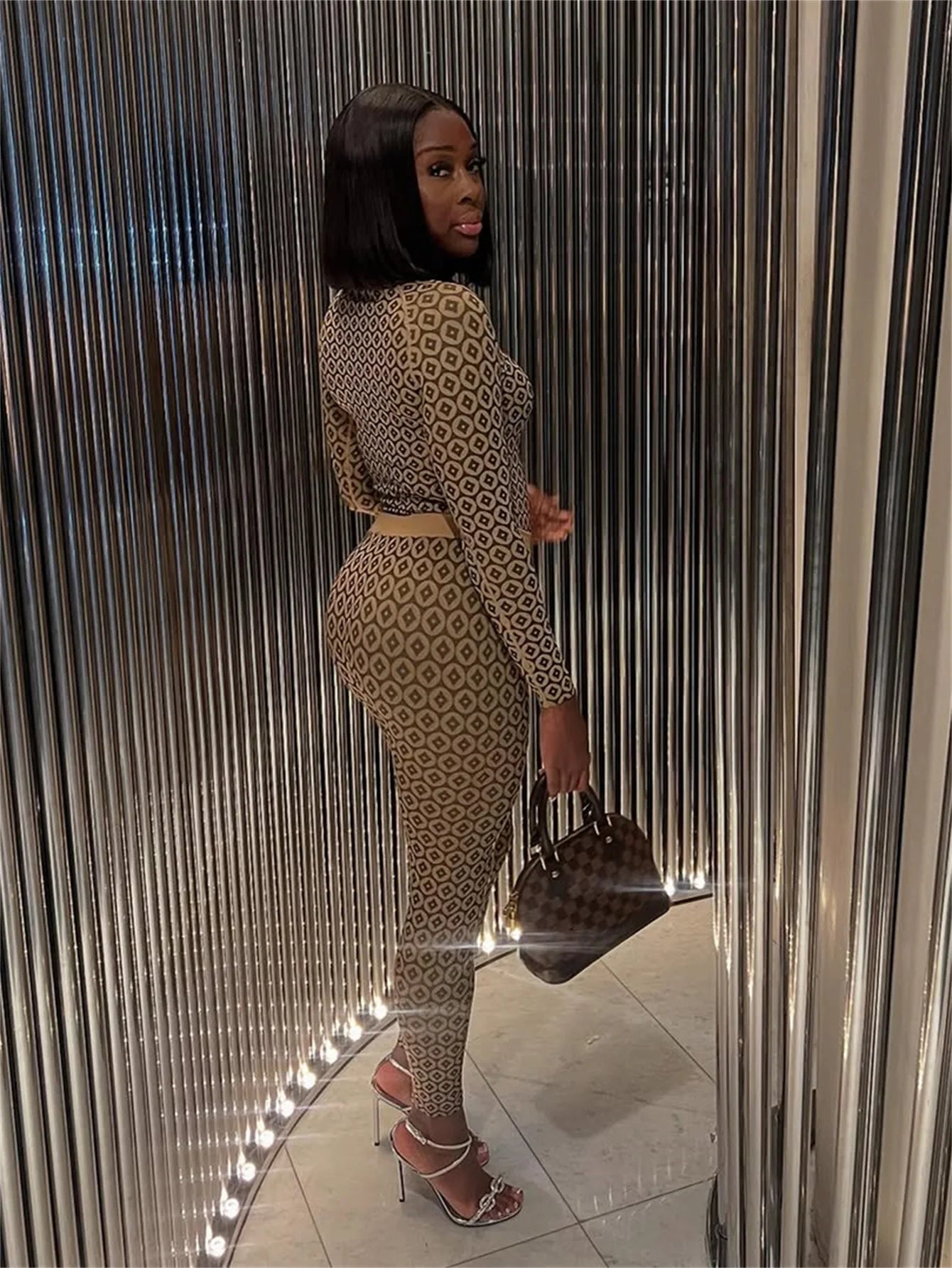 Watch My Walk Slim Women’s Two-Piece Set – Shirt Top & Legging Pants 💃✨