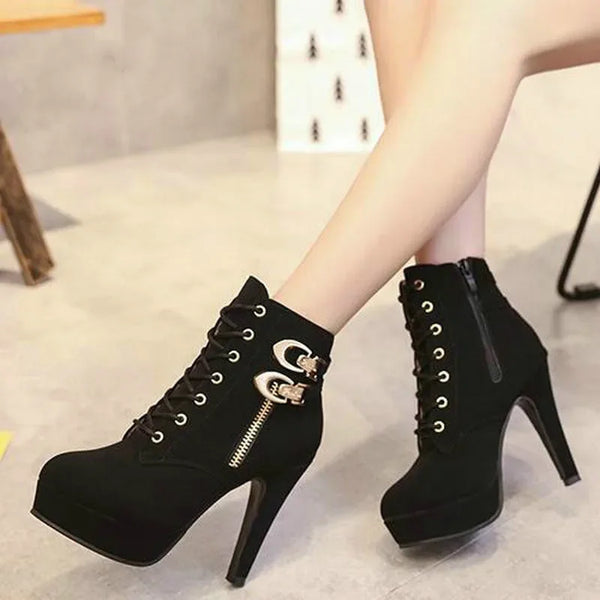 🔥 Comfortable & Sexy Ankle Boots for Women – Platform High Heels with Lace-Up Design and Buckle Detail 🔥