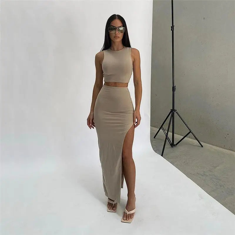 🔥 Quick Sexy 2-Piece Outfit Set 🔥 Sleeveless Crop Tank Top + Wrapped Hip High-Slit Maxi Skirt