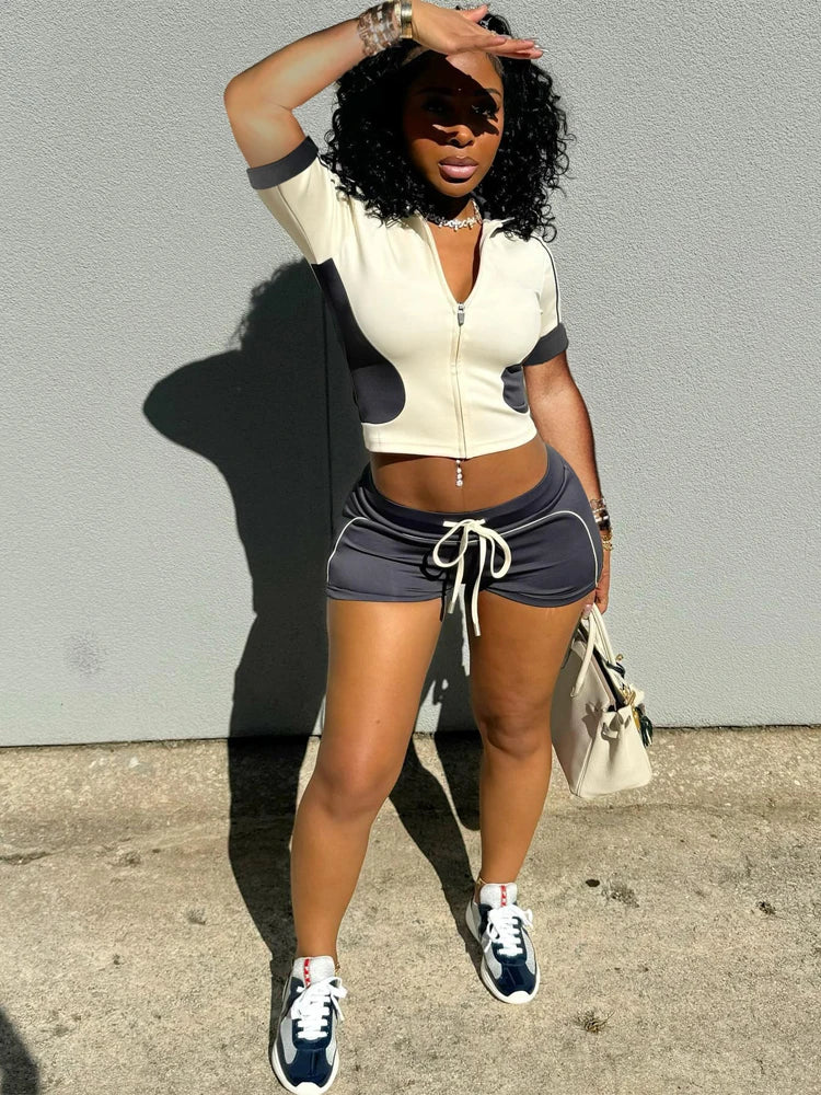 Women’s Summer Streetwear 2-Piece Set – Slim Panelled Crop Top &amp; Shorts ☀️✨