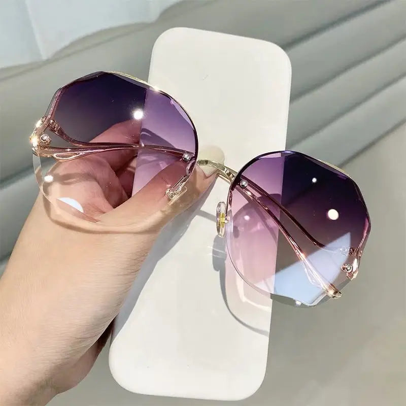 Rimless Luxury Sunglasses Metal Female Vintage Ladies Stylish Design Oversized Square Sun Glasses UV400
