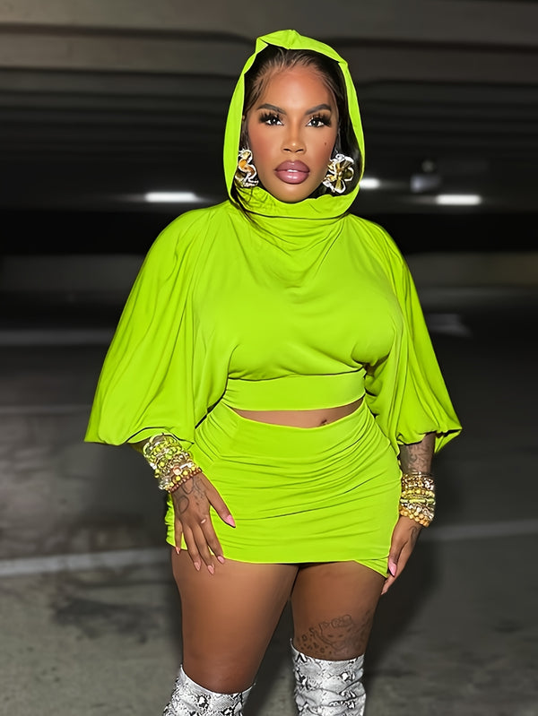 Thick and Sexy🍑 This Plus Size Hooded Crop Top + Ruffle Mini Skirt Set