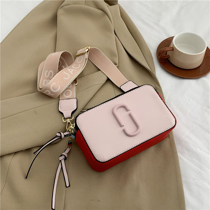New & Bold Fashionable Wide Shoulder Strap Crossbody Small Bag Fashionable All-match Small Square Bag